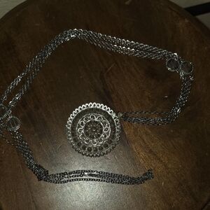 Elegant Silver Pendant Necklace